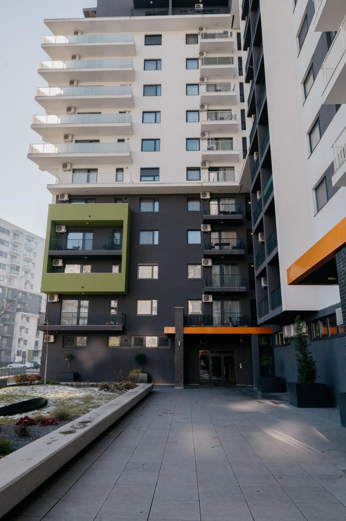 Royal Blue Property Oradea Exterior photo